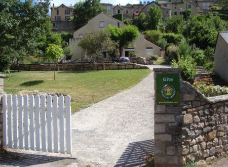 Gîtes des rochers - Aux Acacias - AYGG57 