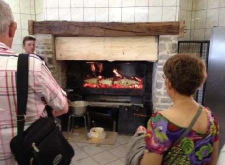 Visite de l'Atelier de fabrication de gâteaux à la broche chez Gigi 