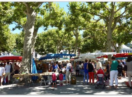 Marché à Entraygues 