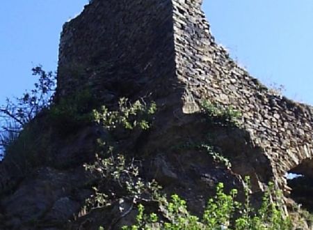 Vestiges du château de Peyroles 