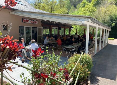 Café - Restaurant La Rivière - Conques 