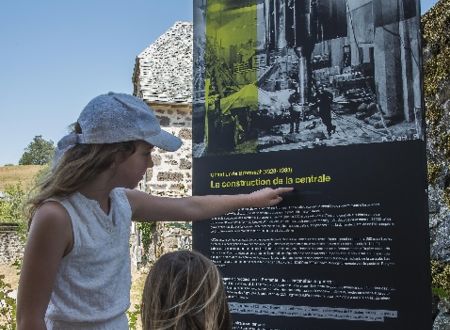 Exposition à ciel ouvert à Brommat 