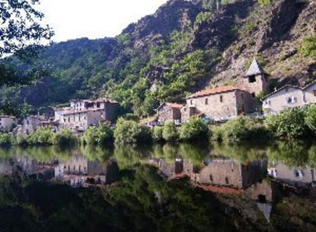 Suivez la guide, le village de Laroque-Bouillac 