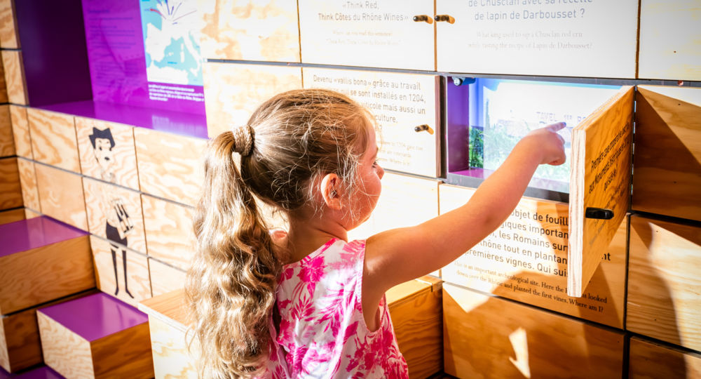 Escape Game – “Un musée haut en couleur !” : Un jeu d’énigmes immersif au coeur du patrimoine viticole_Bagnols-sur-Cèze
