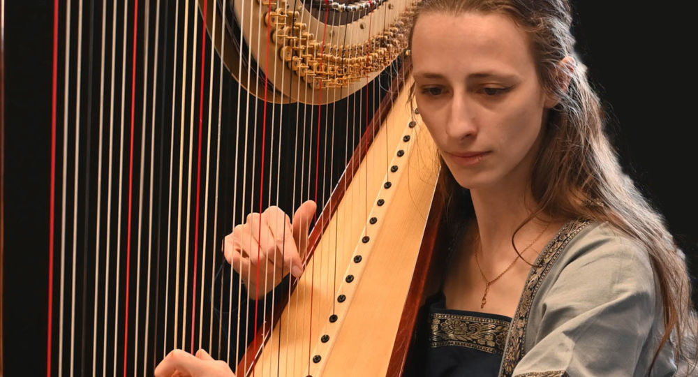 Moment musical dans l'espace Pierre Menjaud de Bagnols sur Cèze_Bagnols-sur-Cèze