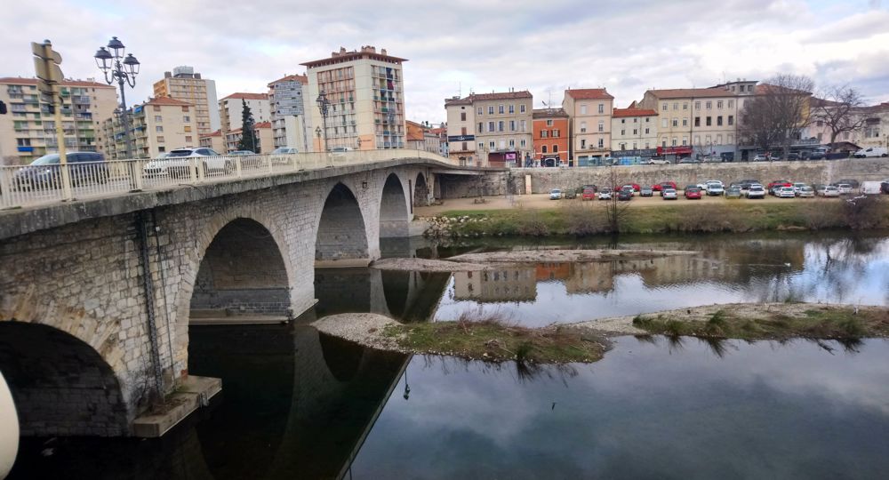 Le Pont Vieux d'Alès_Alès