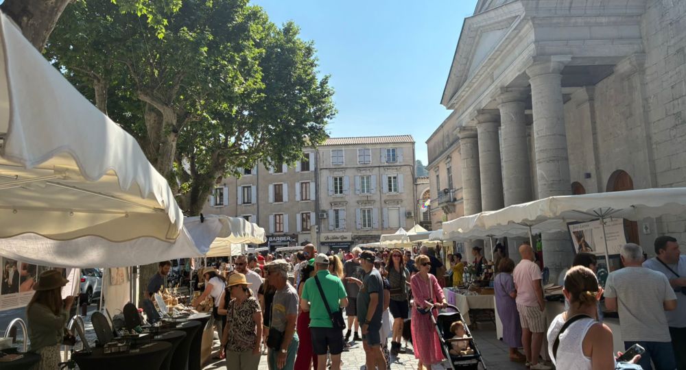 Marché au Plan de Brie