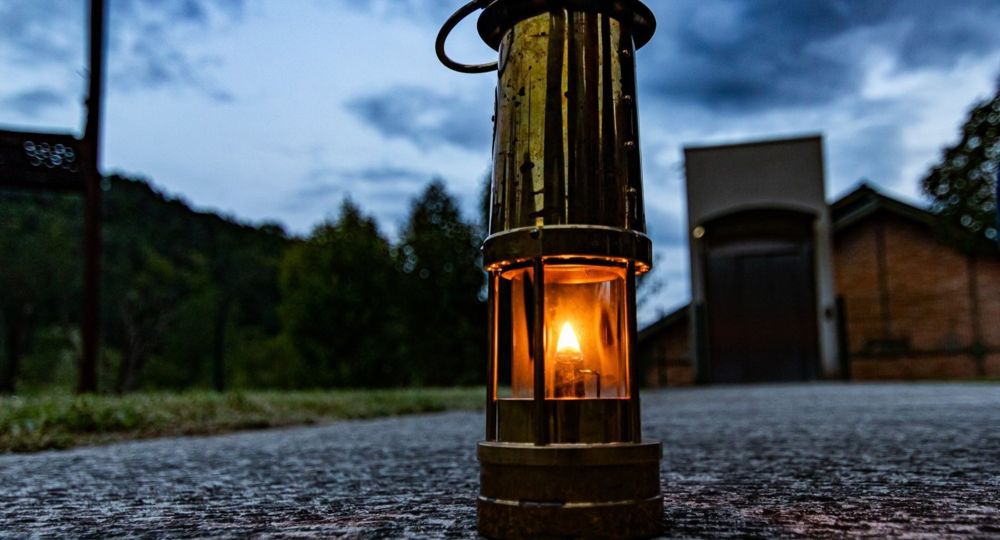 Visites à la lampe de mine