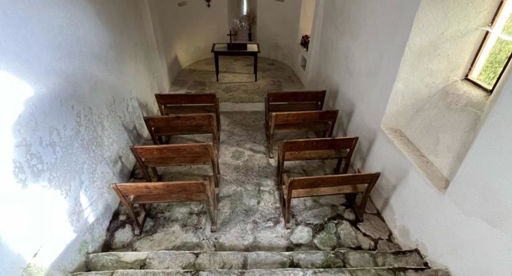 Intérieur Chapelle Mandajors