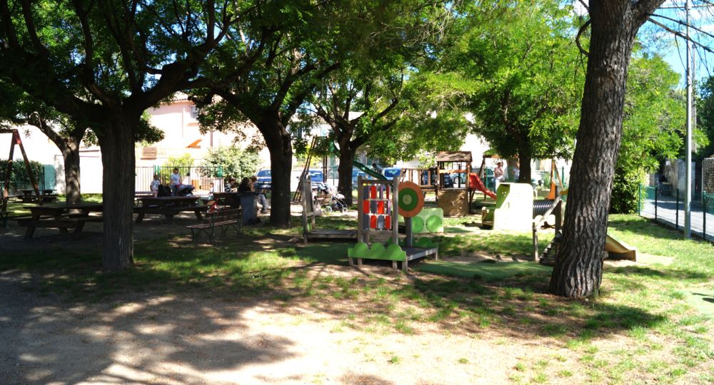 Aire de jeux -Place de l'avenir_Junas