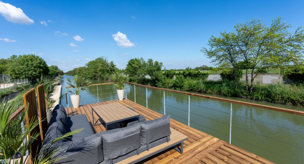 Houseboat Camargue_Saint-Gilles