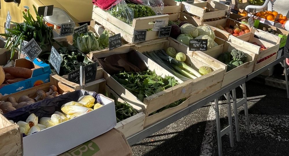 Marché hebdomadaire de Vézénobres_Vézénobres