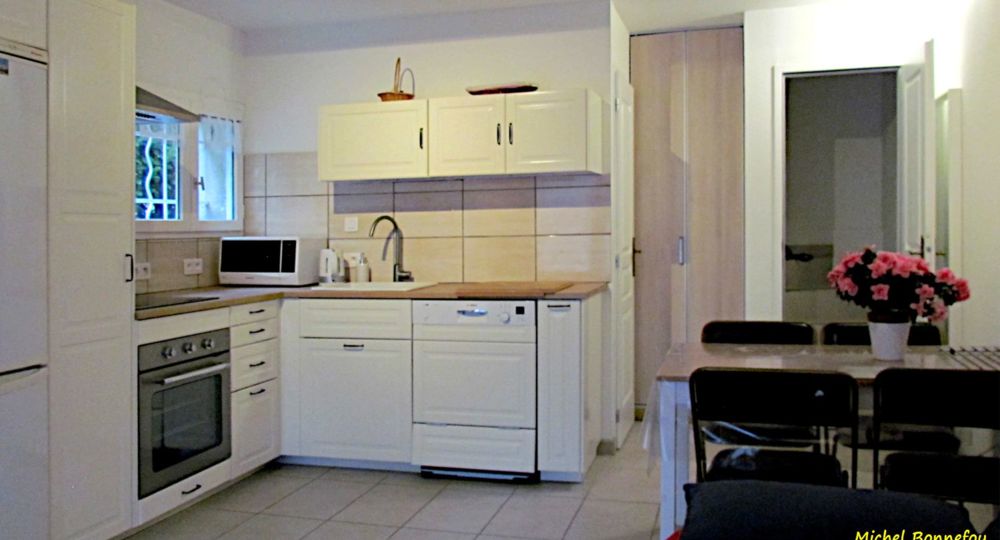 La cuisine et zone repas