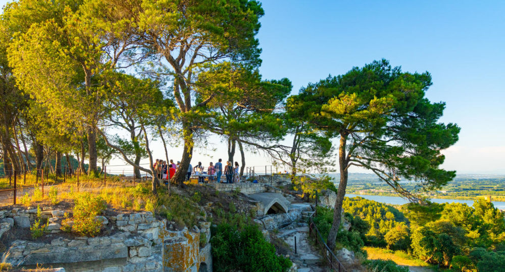 Apéro panorama Abbaye de Saint-Roman