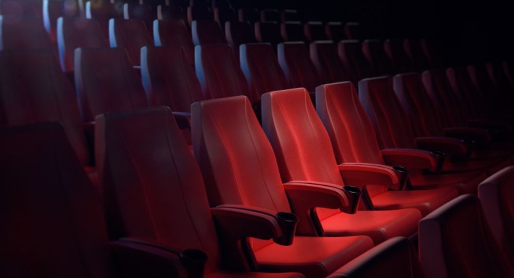 Théâtre : La femme sous la robe_Saint-Jean-du-Gard