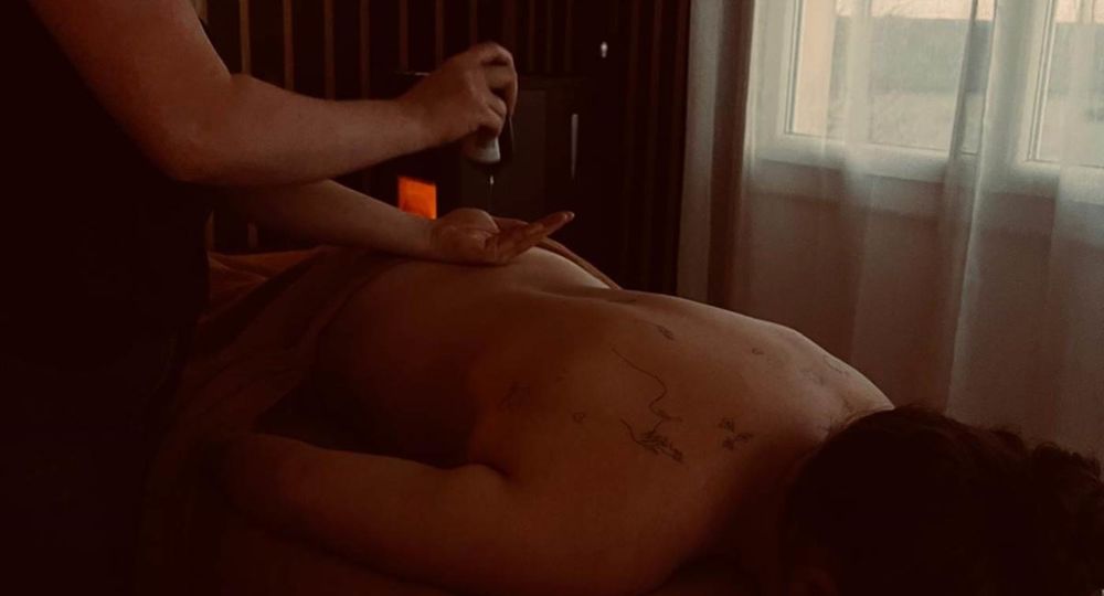 Les Massages d'Elsa by Château de Comiac_Saint-Jean-de-Crieulon