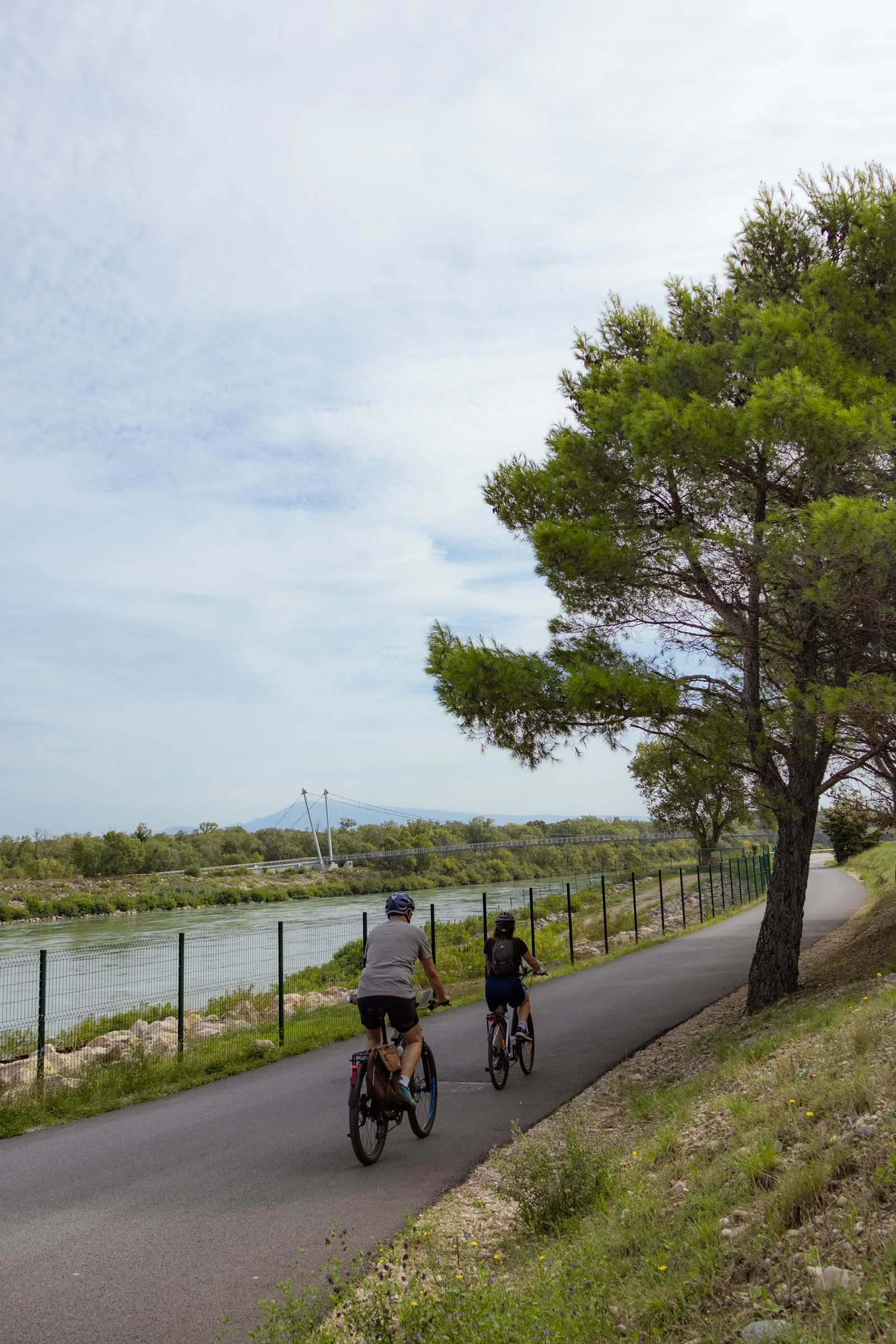 Une journée sur ViaRhôna_Villeneuve-lez-Avignon