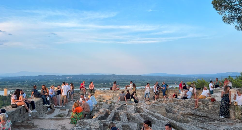 Apéro-panorama à l'Abbaye de Saint-Roman_Beaucaire