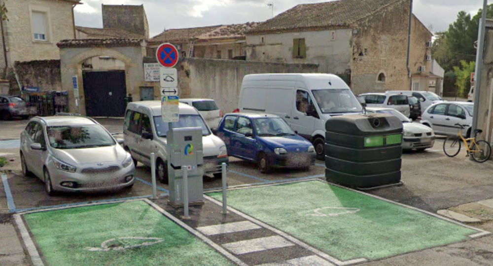 Parking place sihol