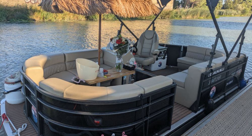 Loungeboat Camargue_Saint-Gilles