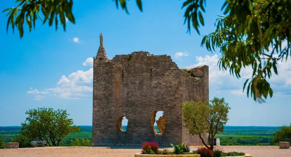 Visite guidée Bellegarde en Costières