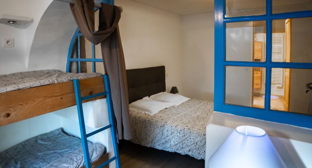 Gîtes Bleu Avril : Appartement 1