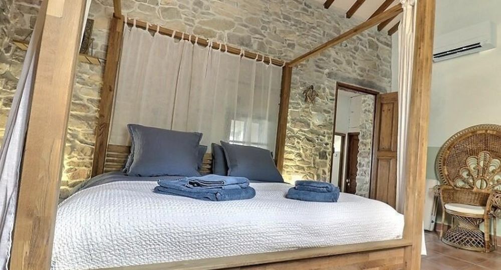 Chambre Awa avec Lit Queen Size