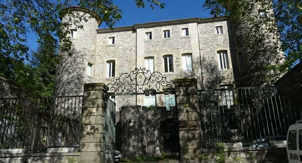 chateau