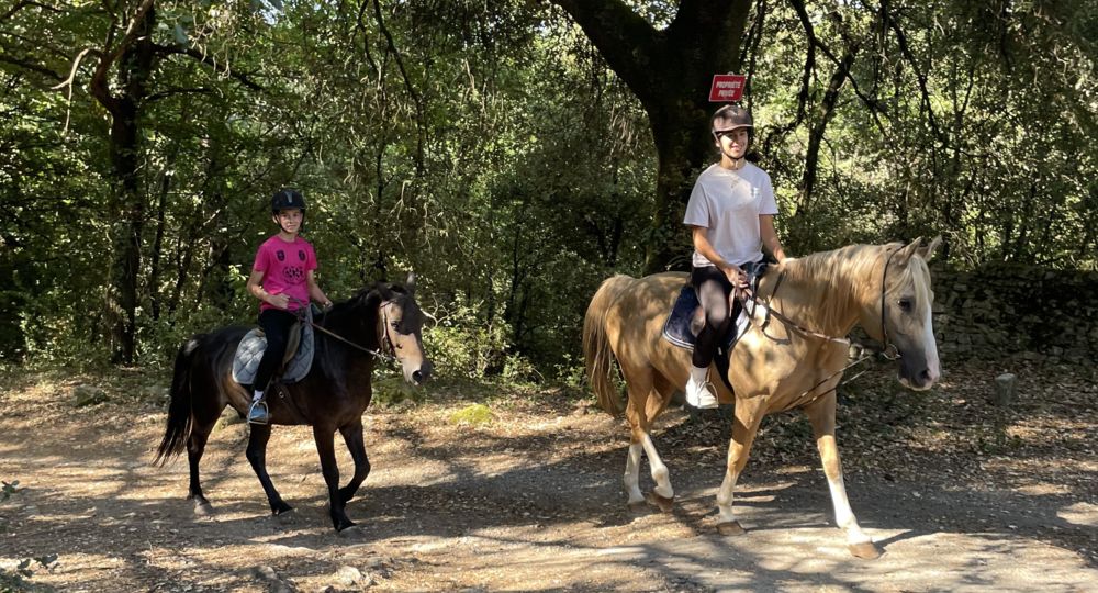 Les Poneys du Val d'Emeraude_Lasalle