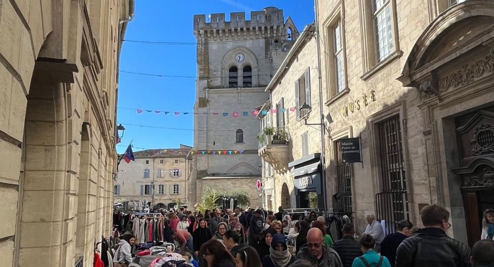 Vide-grenier de Villeneuve lez Avignon_Villeneuve-lez-Avignon