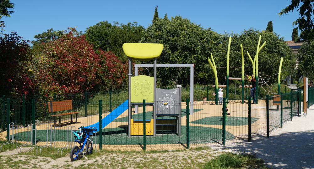Aire de jeux - Aujargues_Aujargues
