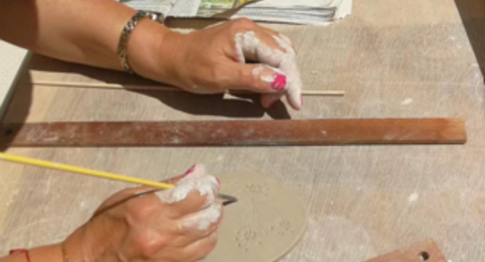 Atelier céramique : création d'un bol pincé et sa mini-assiette_Villeneuve-lez-Avignon
