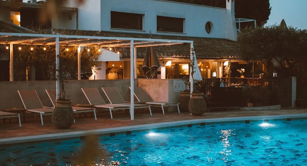 Piscine de nuit