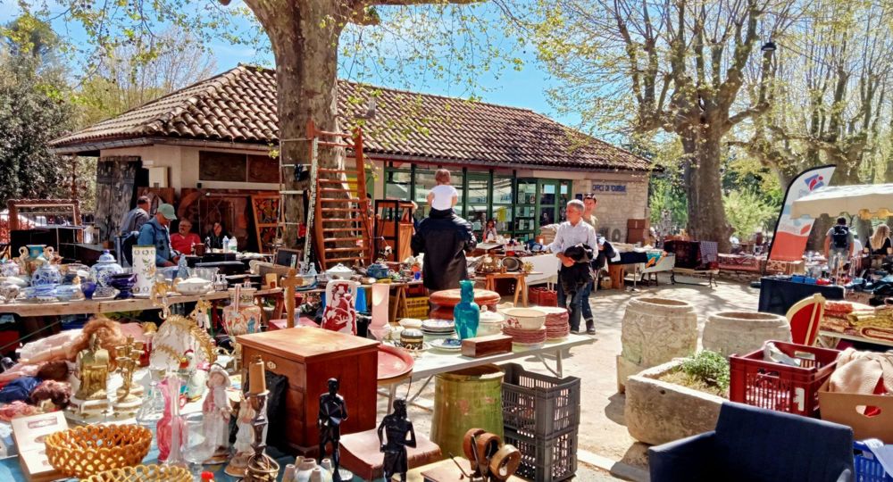 Foire aux antiquités & à la brocante_Barjac