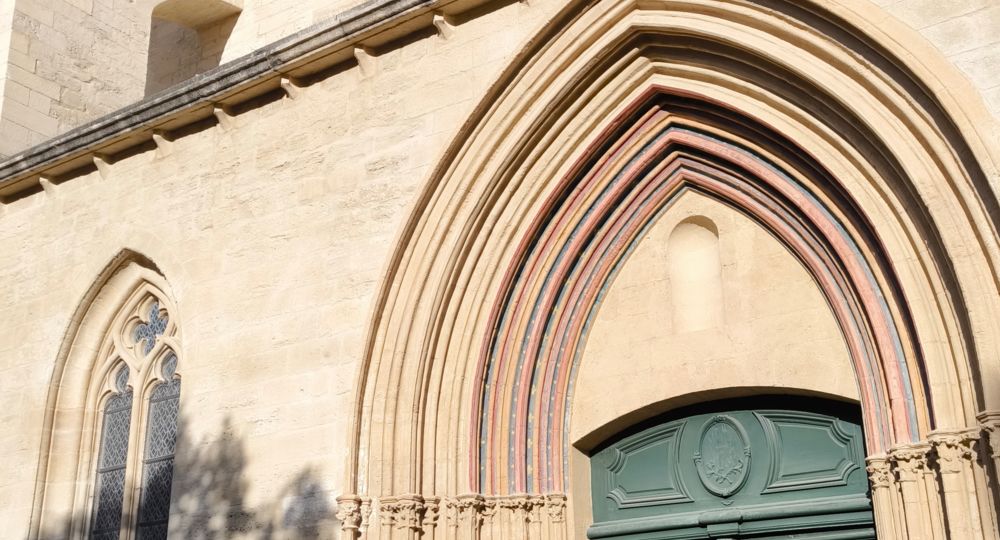 Visite commentée : la Collégiale, son histoire et ses mystères_Villeneuve-lez-Avignon