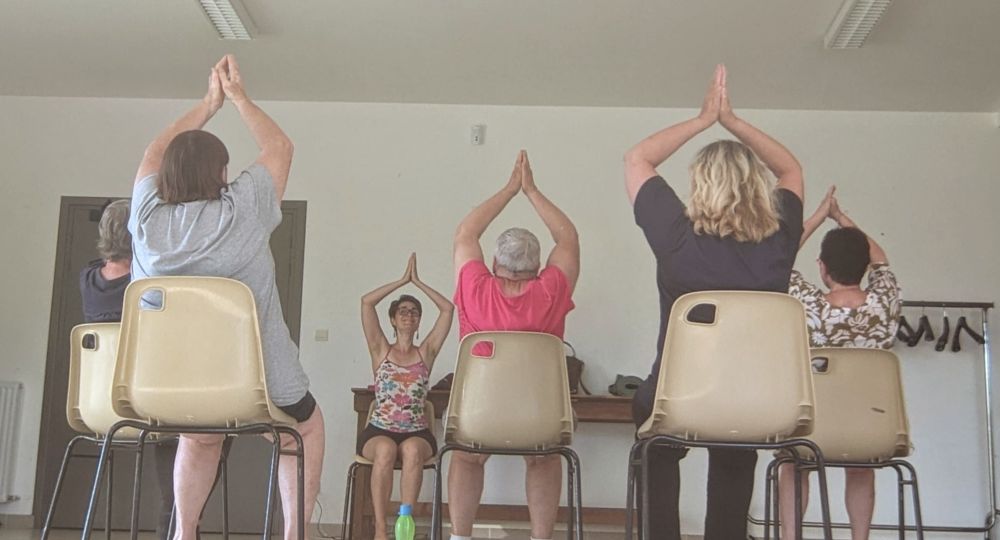 Yoga sur chaise
