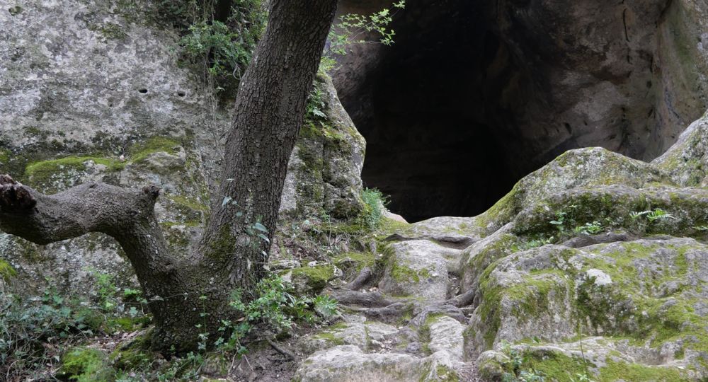 Sentier de l'aqueduc et des tunnels romains_Saint-Bonnet-du-Gard