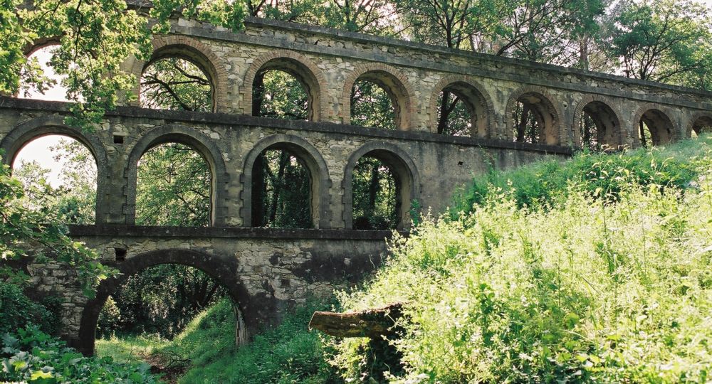 Aqueduc de Balouvière