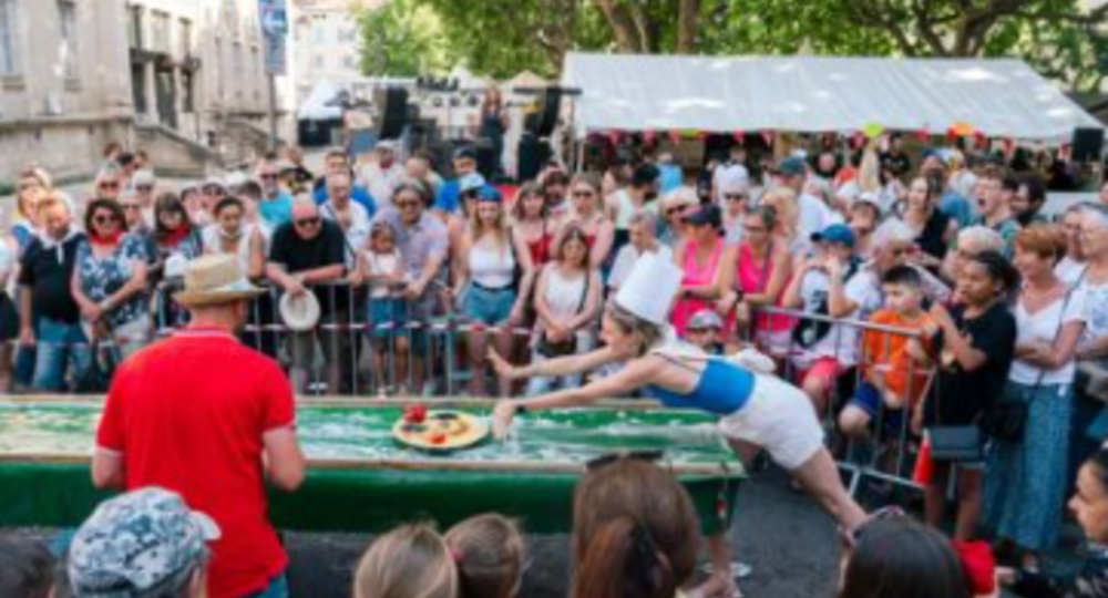 Féria d'Alès - Lancer de plateau de paëlla_Alès