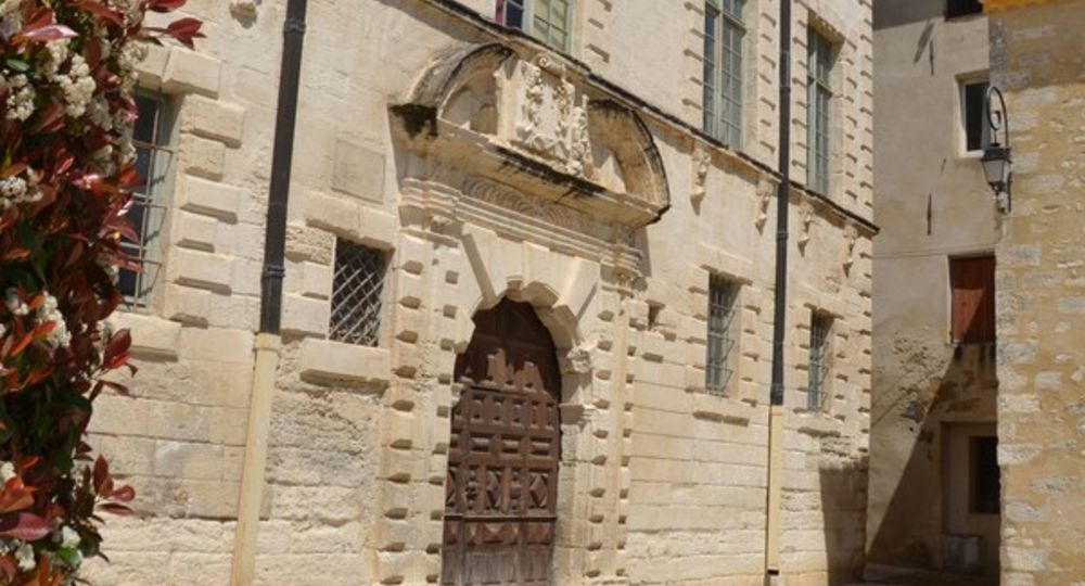 Avril en balade - visite centre historique Aramon