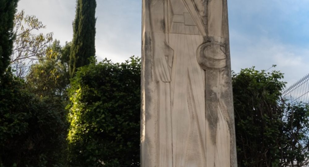 Stèle de la Madeleine_Tornac