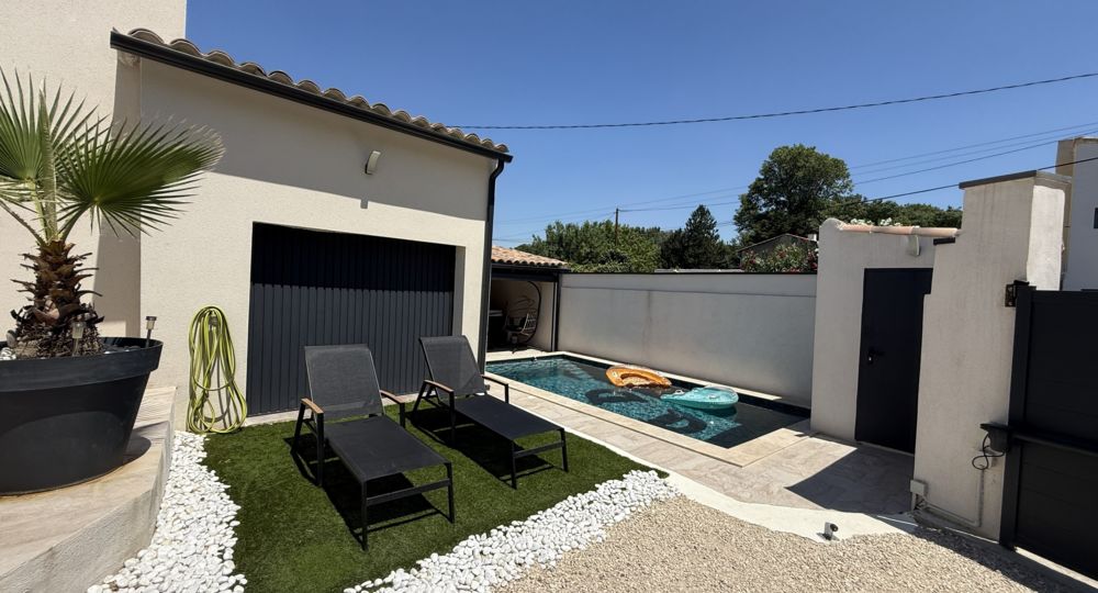 Maison avec piscine & jacuzzi à 5 min d’Avignon_Les Angles