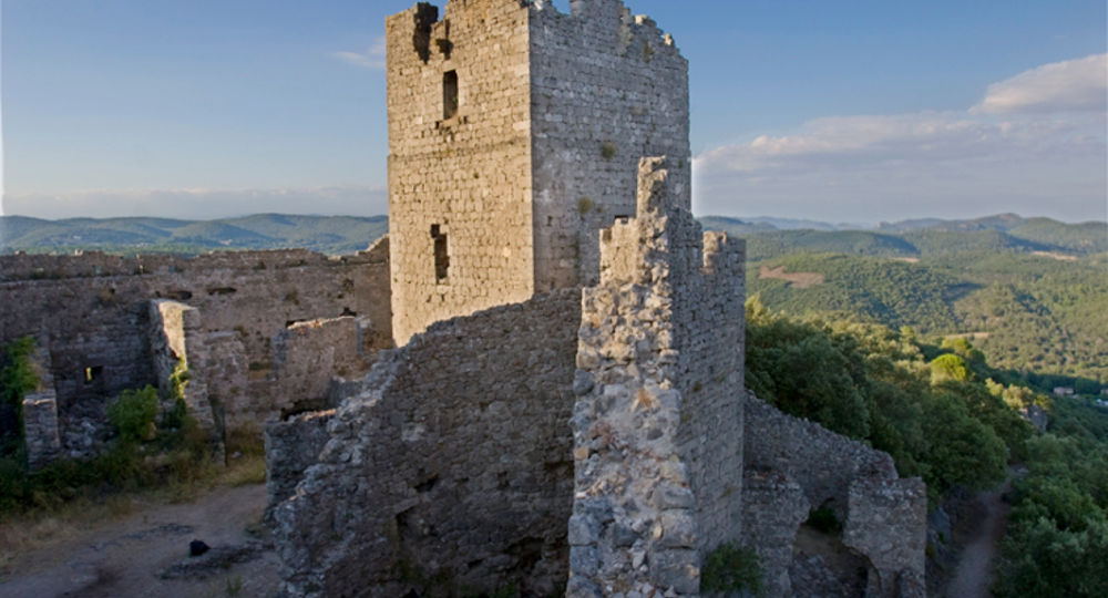 Le sentier du Château de Fressac_Fressac