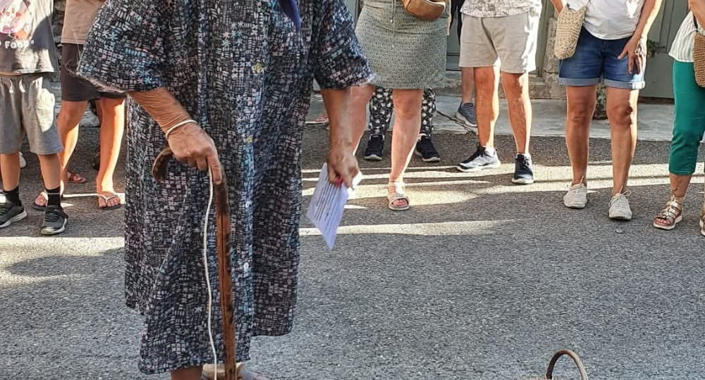 Drôle de visite à Aiguèze_Aiguèze