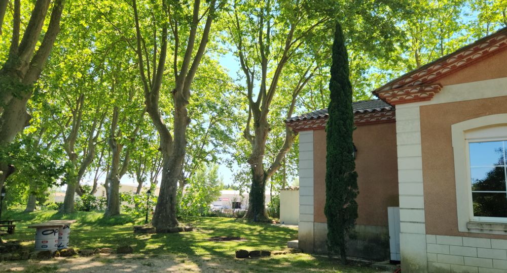 La Petite Gare_Vers-Pont-du-Gard