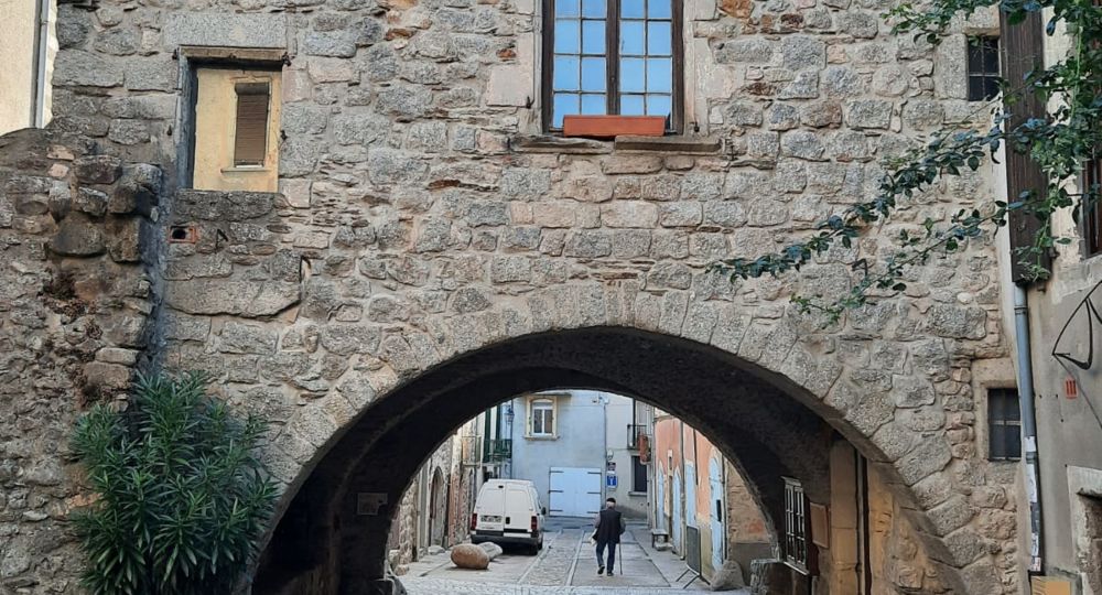 Les anciens remparts de Génolhac_Génolhac