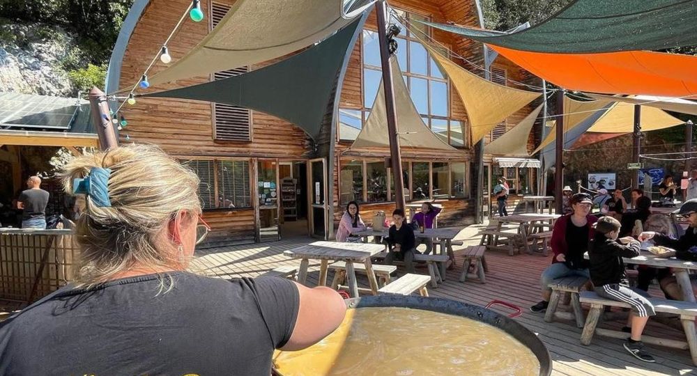 Pâques à la Grotte de la Salamandre_Méjannes-le-Clap
