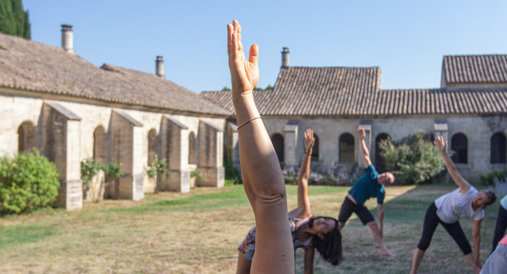 Séance de yoga à la Chartreuse_Villeneuve-lez-Avignon