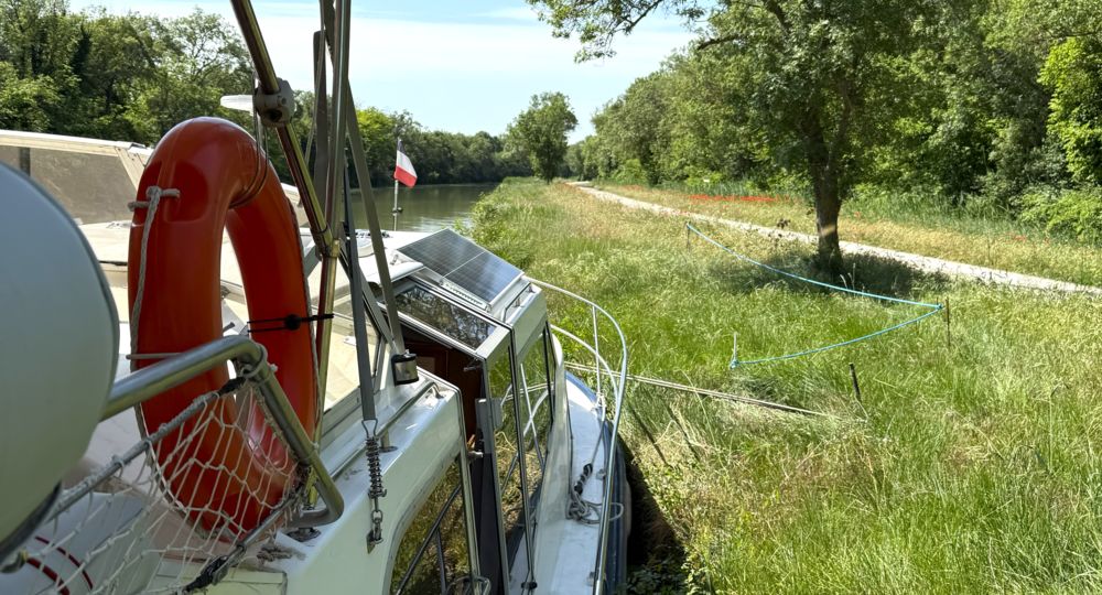 Balade fluviale aux portes de la Camargue_Bellegarde