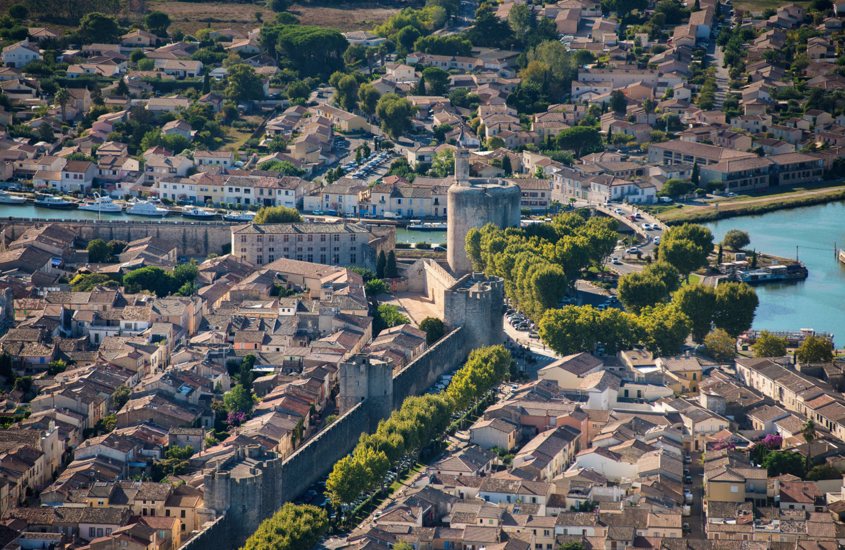 Remparts D Aigues Mortes Le Gard